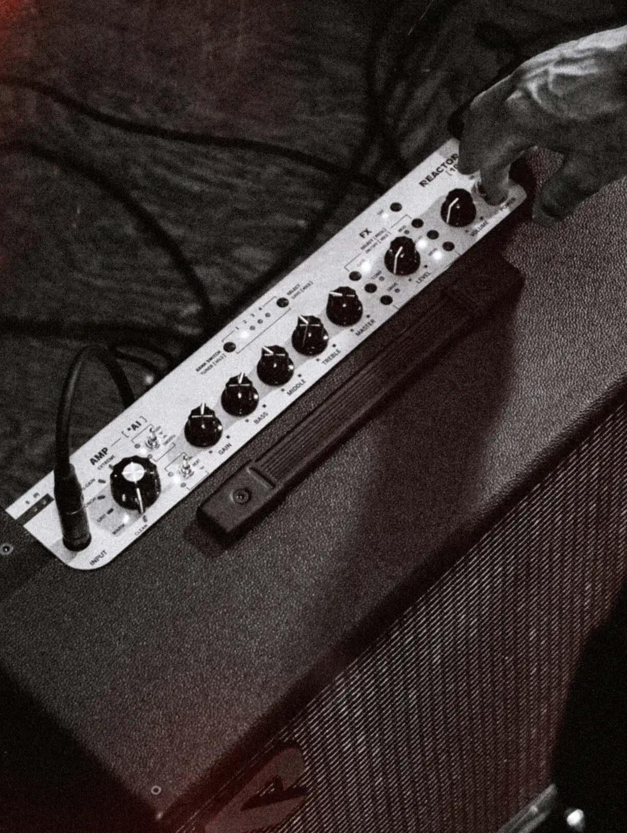 REACTOR amp top panel